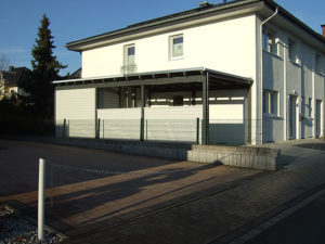 Einzelcarport mit Abstellraum in Beckum