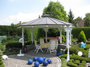 Terrassenpavillon in Oelde aus Leimholz